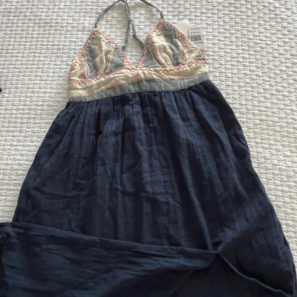RIPCURL Maxi Dress - Picture 5 of 6